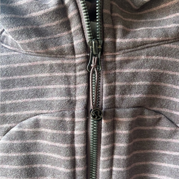 LULULEMON 🍋 | Striped Scuba | size 6 - Picture 6 of 6